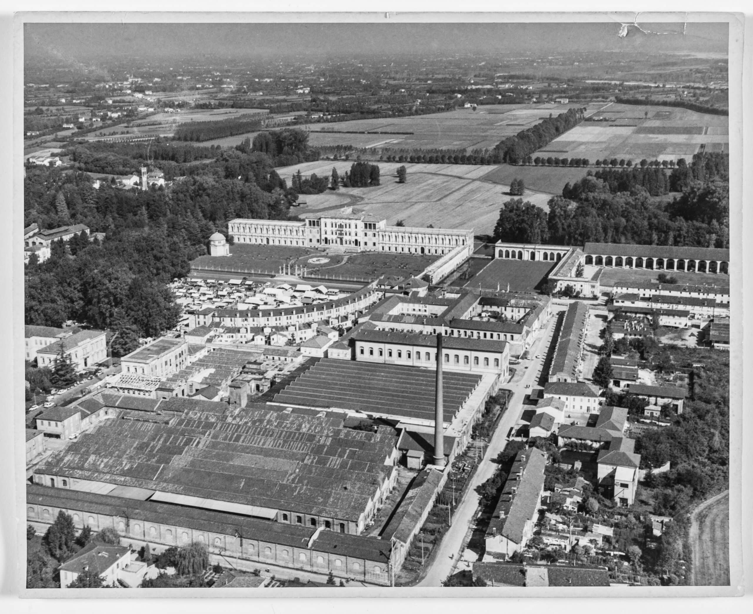 4 Portale_foto n. 20B_foto veduta aerea anni ’60